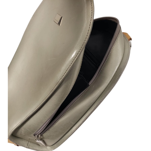 Carlo Rino Patent Leather Backpack - Picture 5 of 14